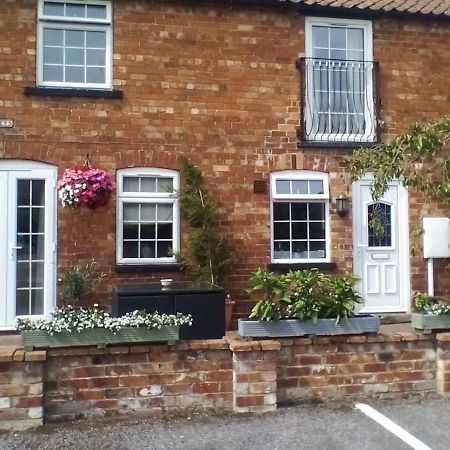 The Lincolnshire Poacher Inn Metheringham Ngoại thất bức ảnh