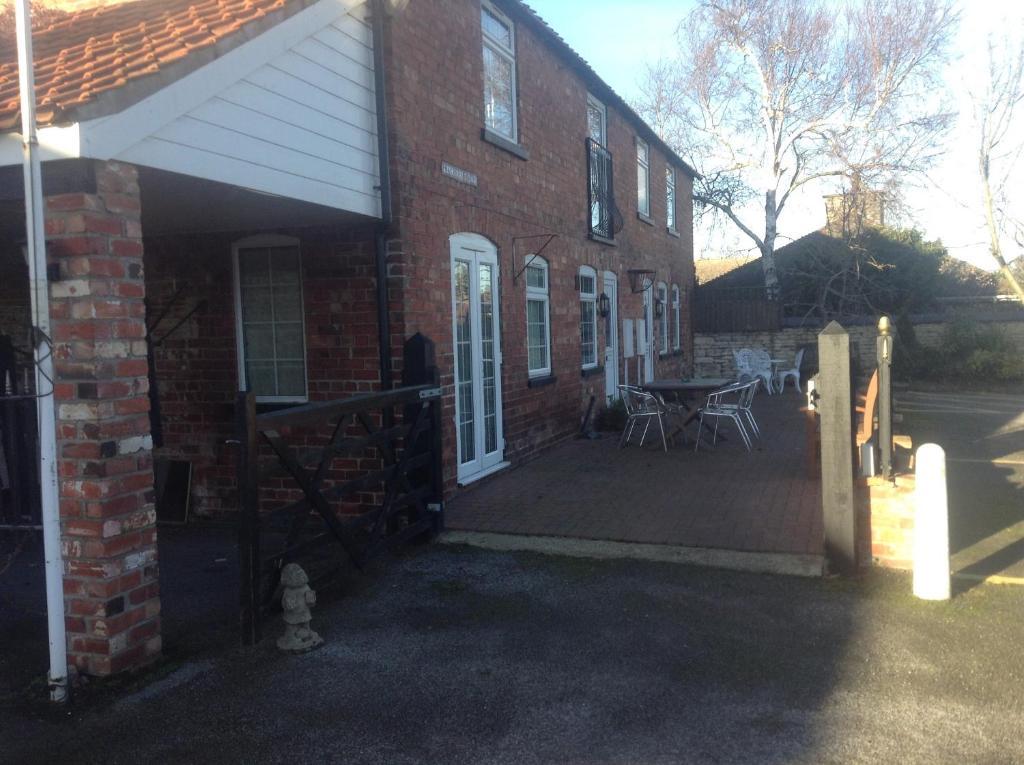 The Lincolnshire Poacher Inn Metheringham Ngoại thất bức ảnh