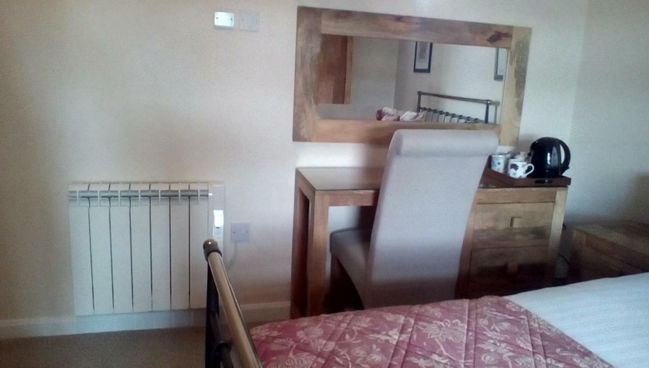 The Lincolnshire Poacher Inn Metheringham Ngoại thất bức ảnh