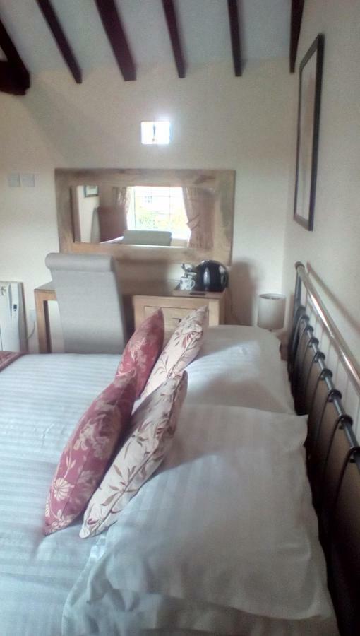 The Lincolnshire Poacher Inn Metheringham Ngoại thất bức ảnh
